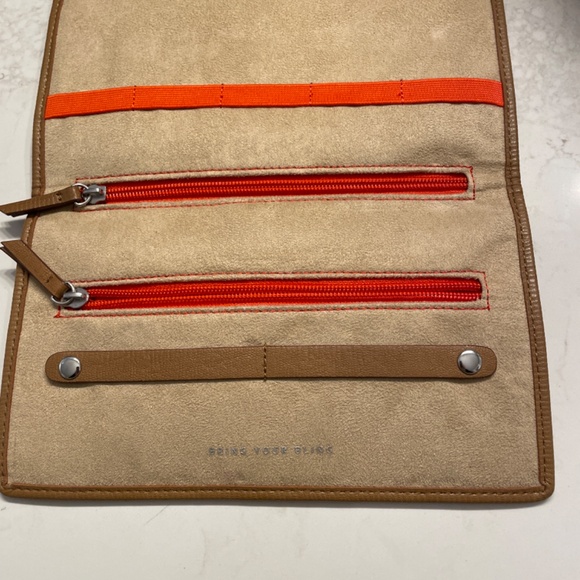 STELLA & DOT -Bring Your Bling TRAVEL JEWELLERY TRI-FOLD CLUTCH. Fun stripes! - Picture 5 of 5